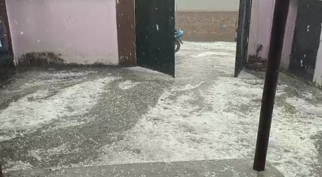 Incessant rain caused waterlogging in many low lying areas in Ranchi