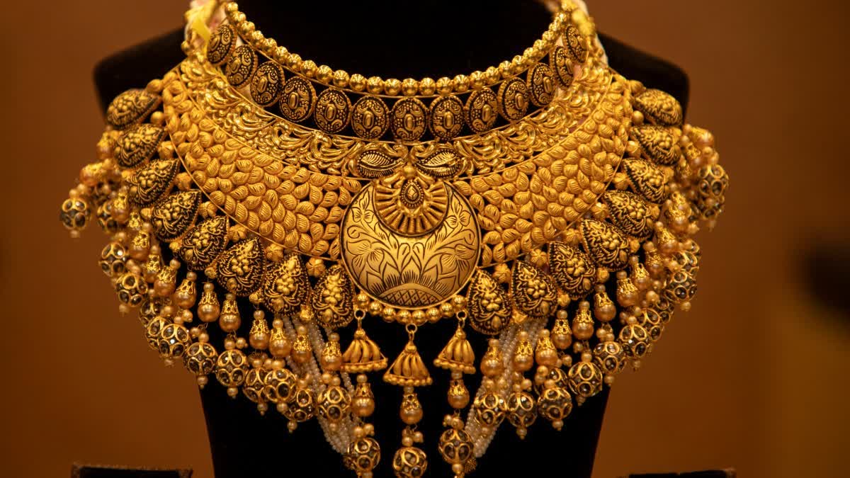 KERALA GOLD PRICE HIKE  GOLD RATE IN KERALA  KERALA SILVER PRIZE TODAY  GOLD MARKET TRENDS