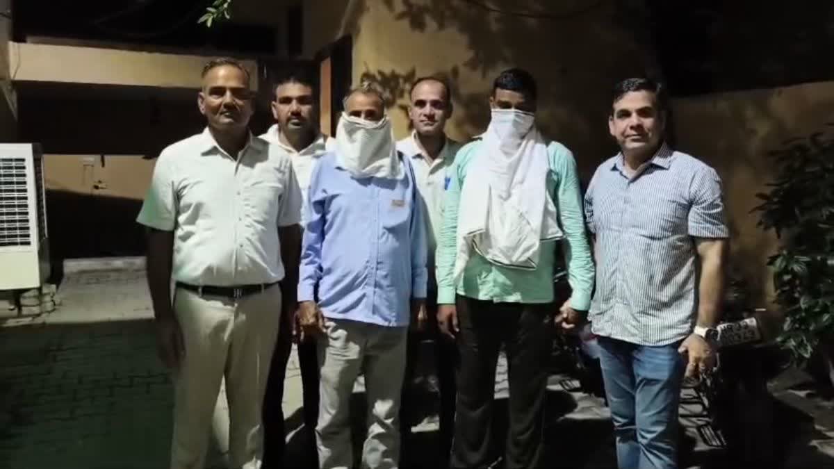 Twenty days ago, Matlauda tehsil patwari Sandeep and his assistant Jaibhagwan were caught accepting a bribe.