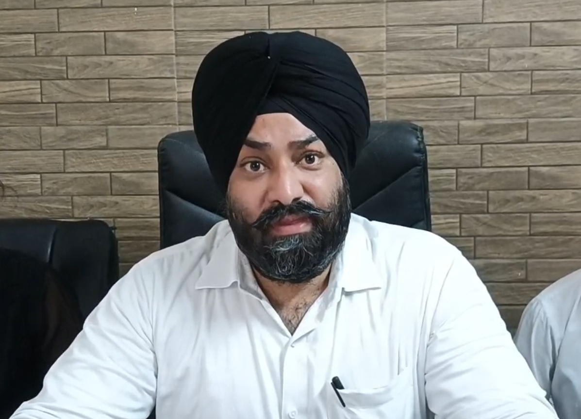 VIGILANCE ARRESTS RTI ACTIVIST