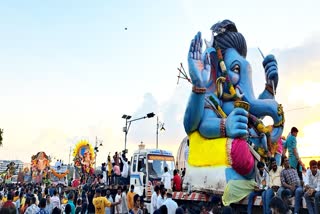 Ganesh immersion in Hussain Sagar