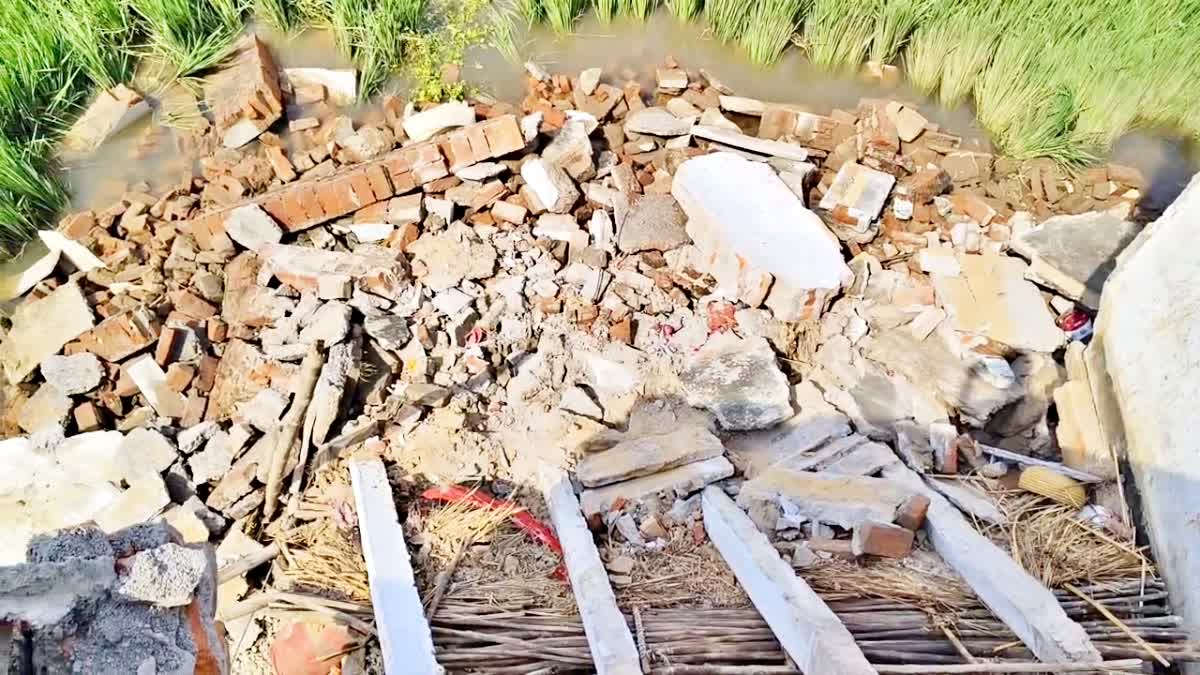 Roof collapse in Rohtas