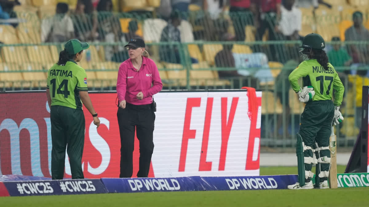 India women vs Pakistan women muneeba ali run out