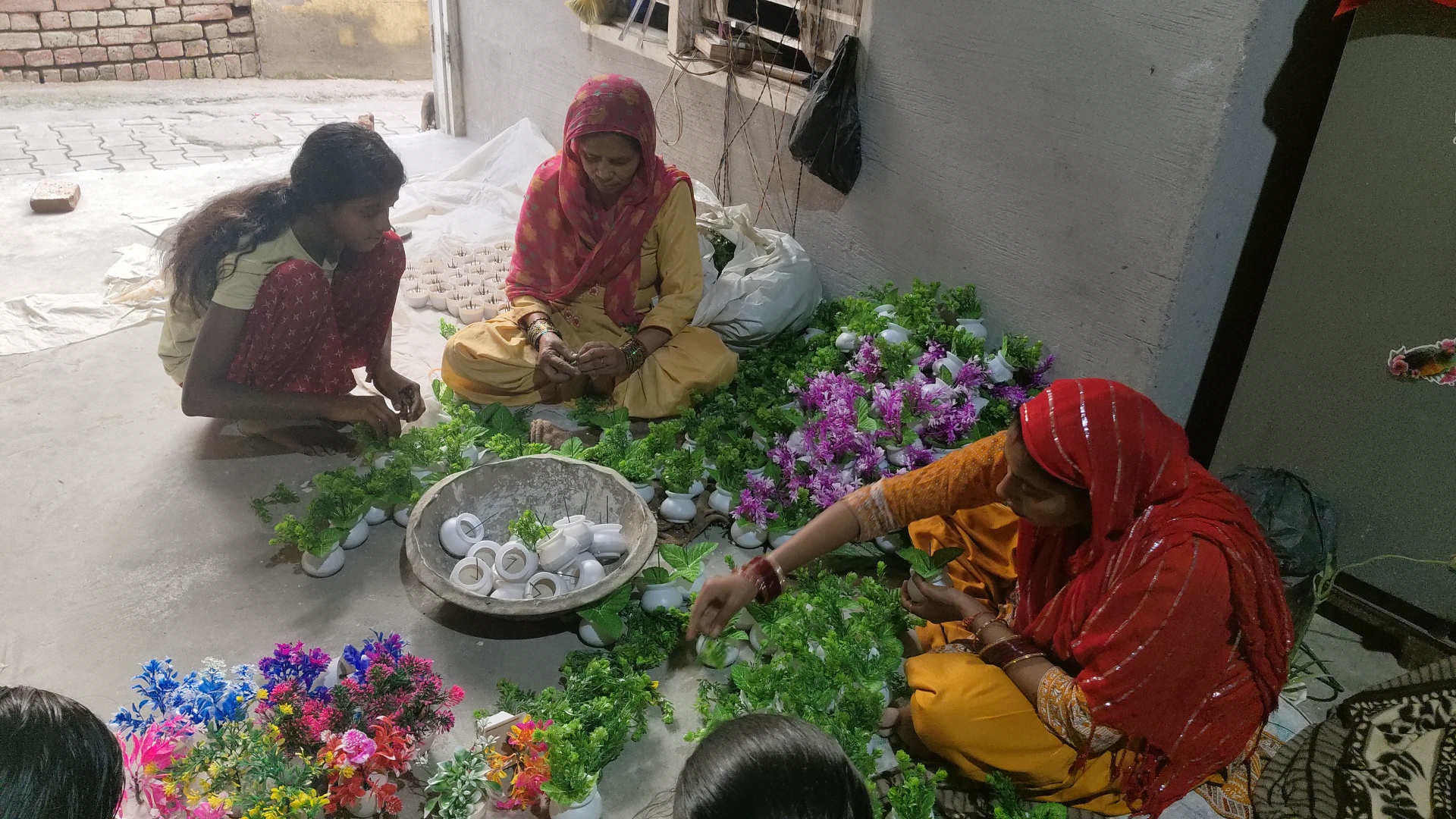 Artificial flower business