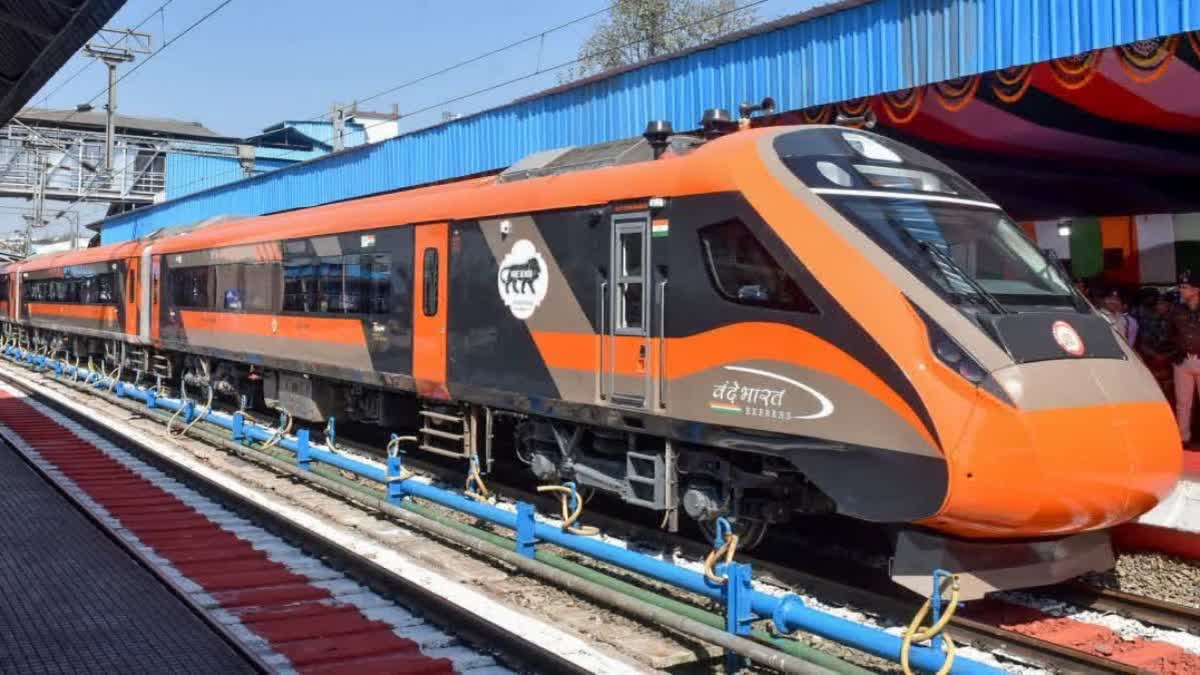 https://imgs.etvbharat.com/etvbharat/prod-images/06-12-2025/1200-675-25543239-thumbnail-16x9-train.jpg