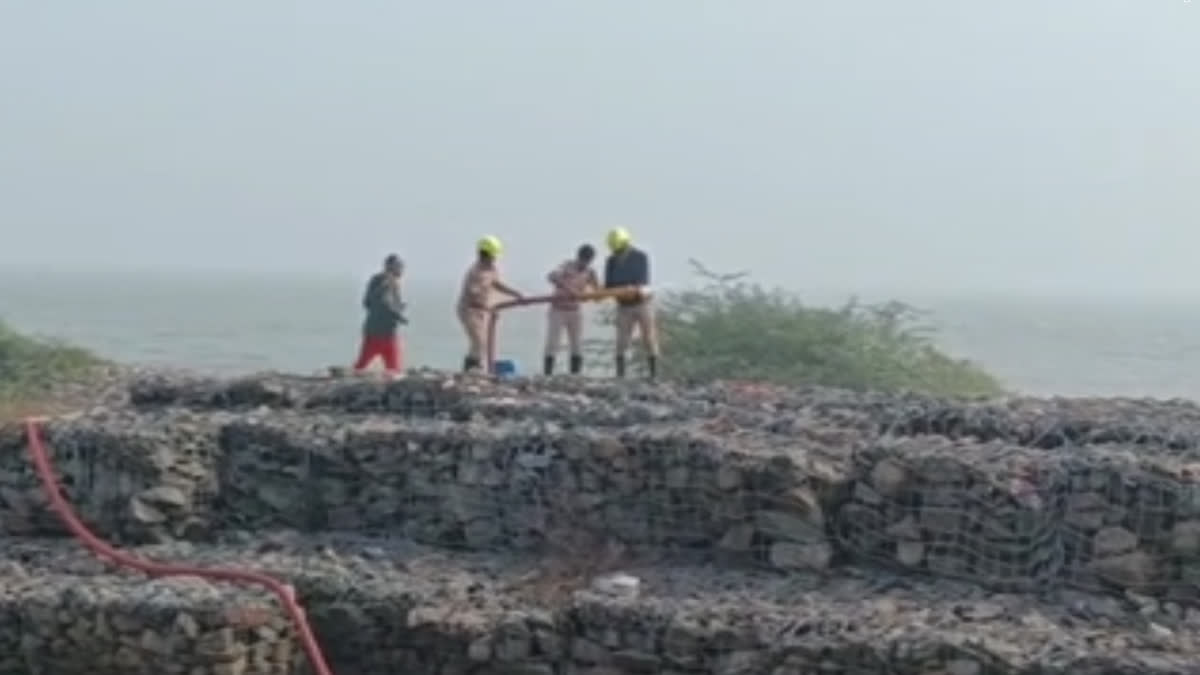 fear grips in coastal area of kendrapara as fire accident occured in Geosythetic wall