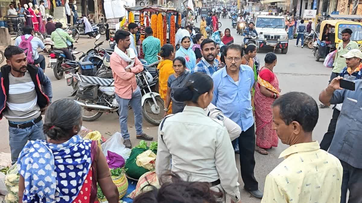 Dispute between vegetable vendors