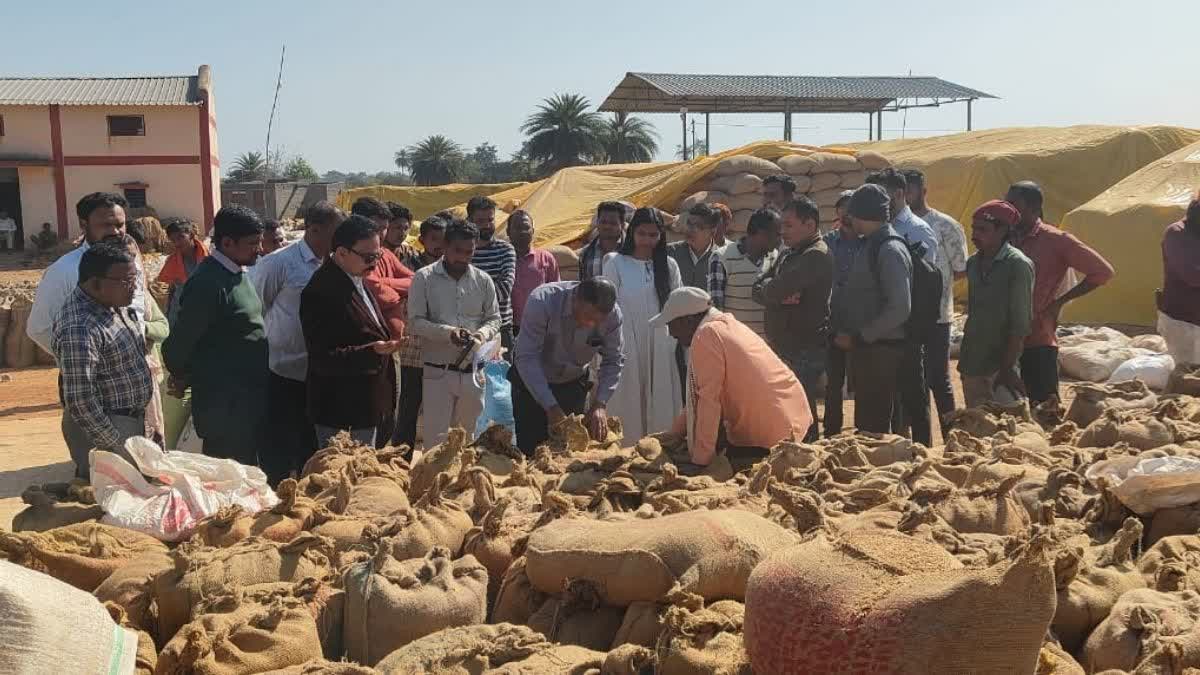 Non standard paddy seized