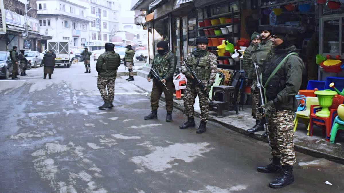 major crackdown in Kashmir against a cyber terror syndicate