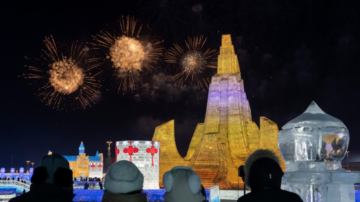 HARBIN ICE FESTIVAL  PHOTOS OF ICE FESTIVAL  HARBIN ANNUAL ICE AND SNOW FESTIVAL  CHINA ICE FESTIVAL PHOTOS