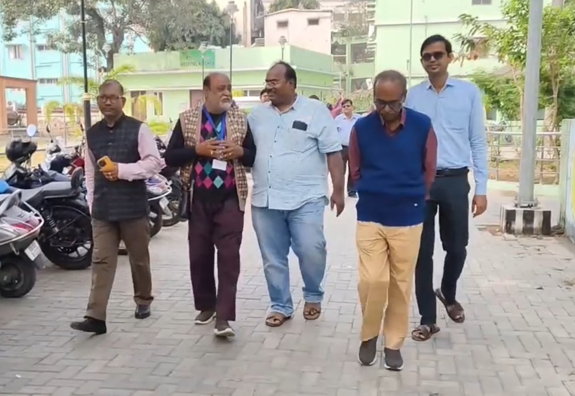 ବ୍ରହ୍ମପୁରରେ ଗଞ୍ଜାମ ଜିଲ୍ଲା ଶାଖା ପକ୍ଷରୁ ମଧ୍ୟ ସକାଳ ୯ଟାରୁ ୧୧ଟା ପର୍ଯ୍ୟନ୍ତ ଜାରି ରହୁିଛି ଆନ୍ଦୋଳନ ।