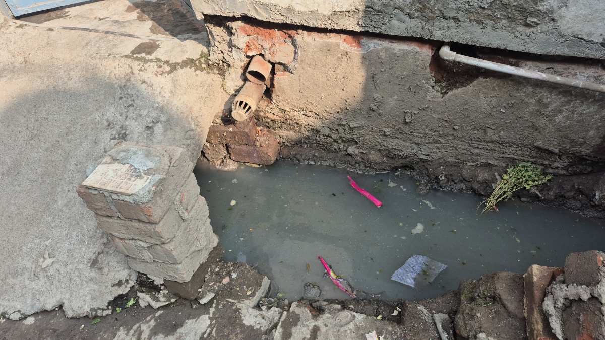 रतलाम में दूषित पानी पीने से बीमार हो रहे लोग, उल्टी दस्त के 12 से अधिक मरीज मिले