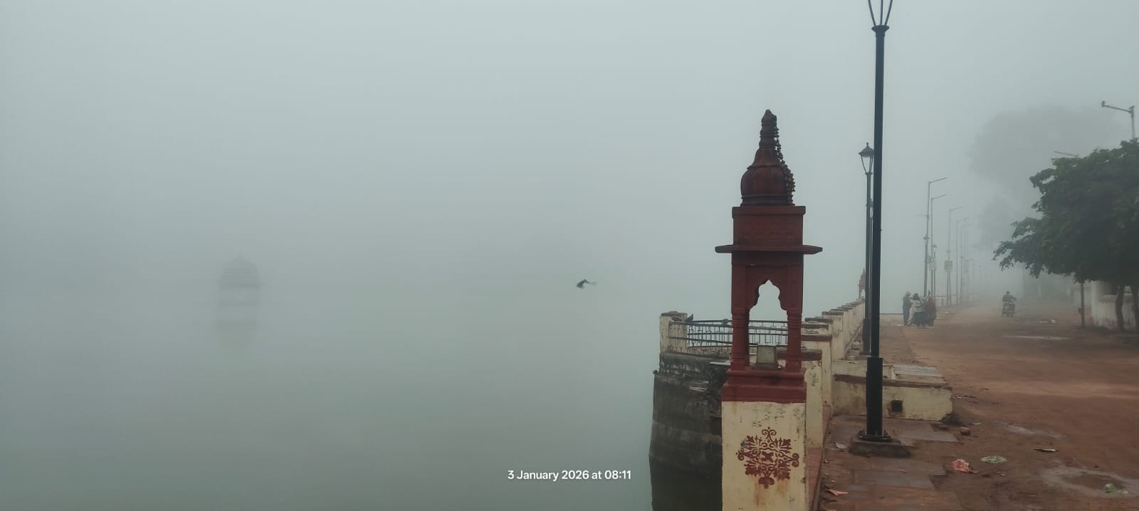 Dense fog blankets Bundi