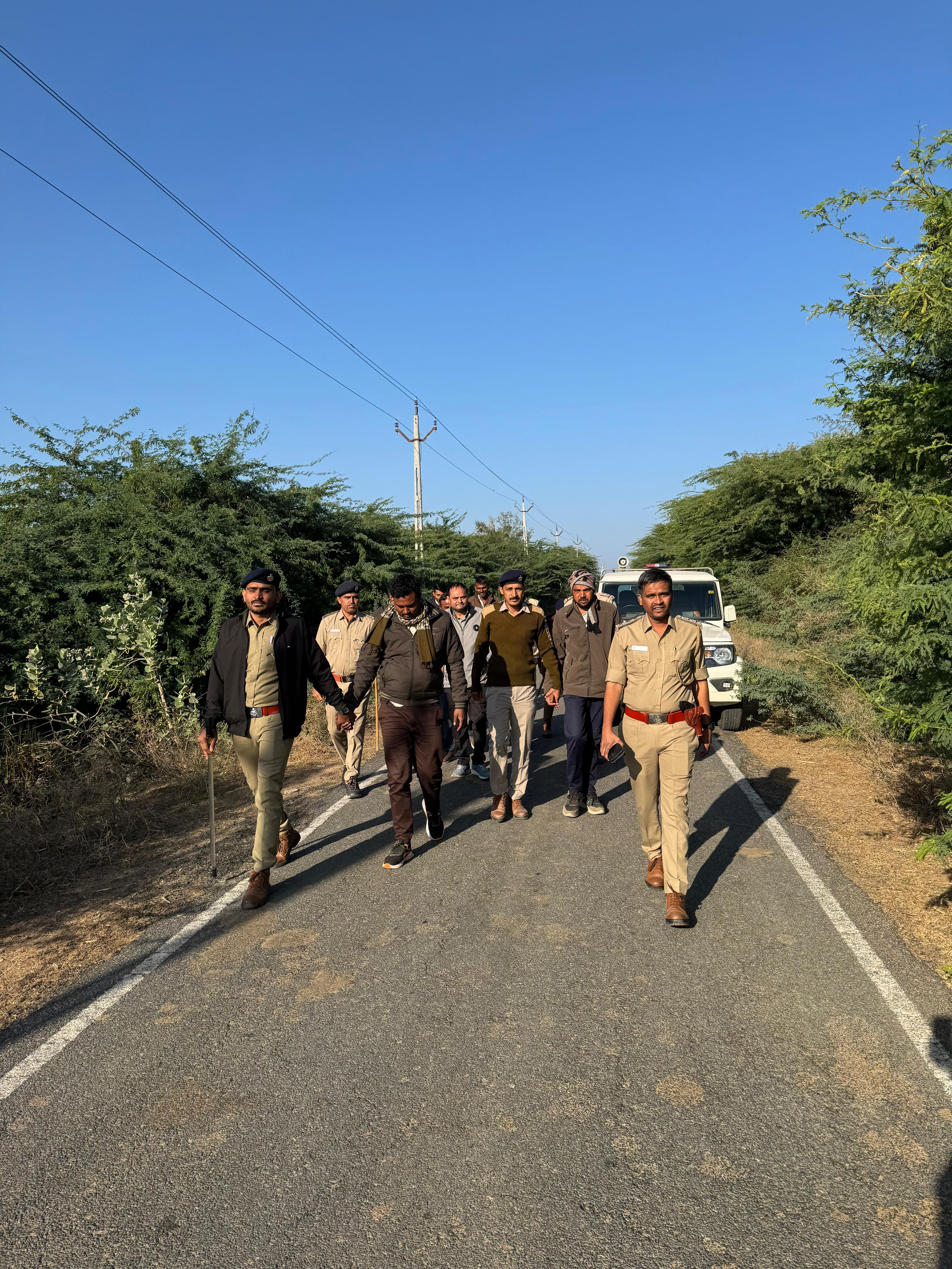 રીંછની પજવણી કરનાર 2 શખ્સોની અટકાયત