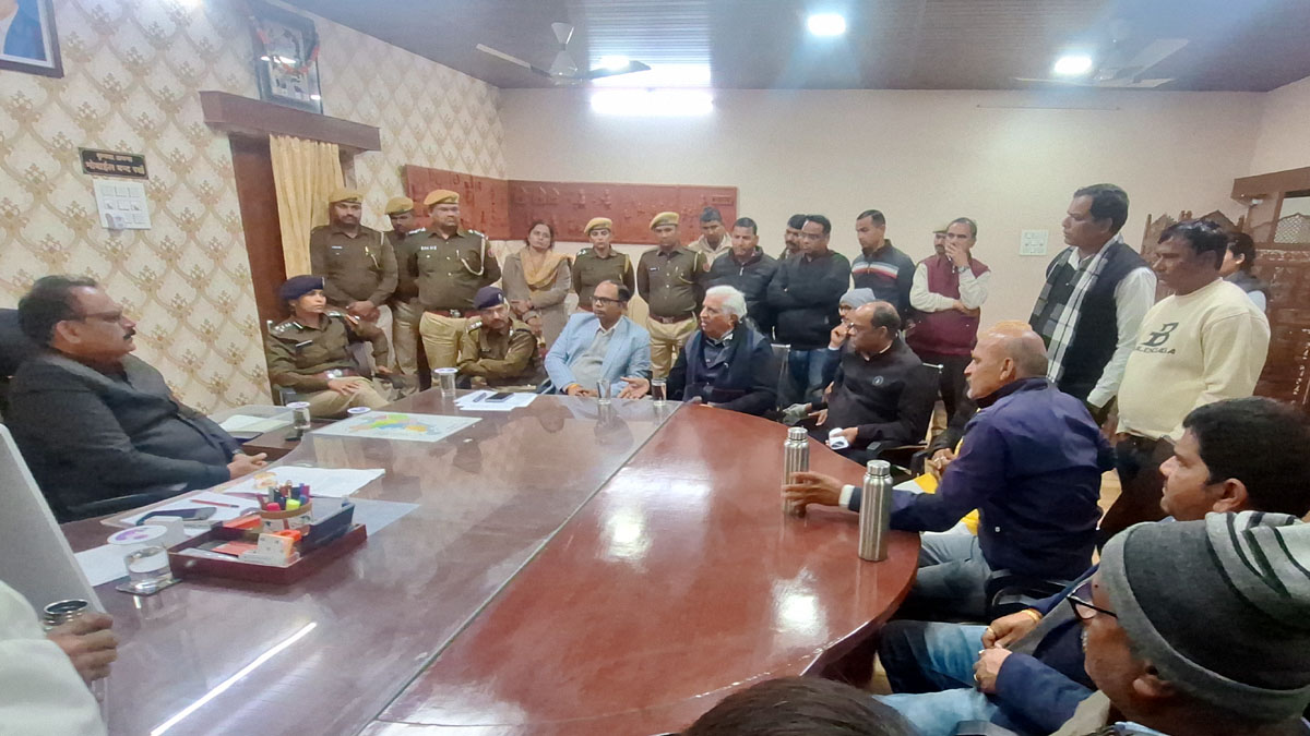 Delegation talks with Collector-SP