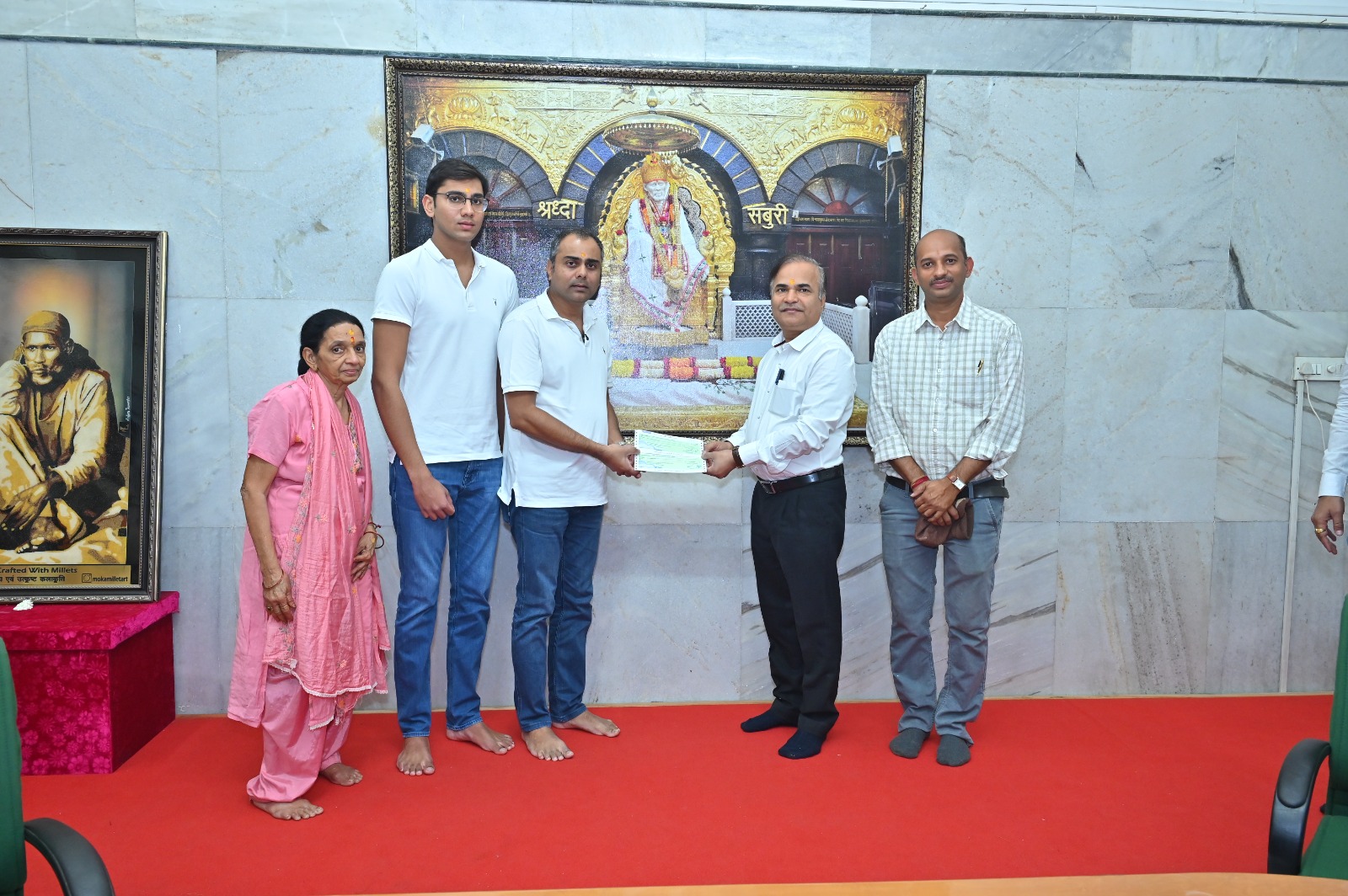 r  Rupen Choksi donates Rs 1 crore 2 lakh