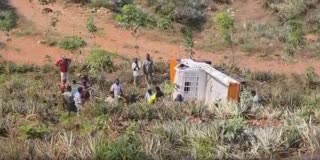 இடுக்கியில் விபத்துக்குள்ளான பிக்கப் வேன்