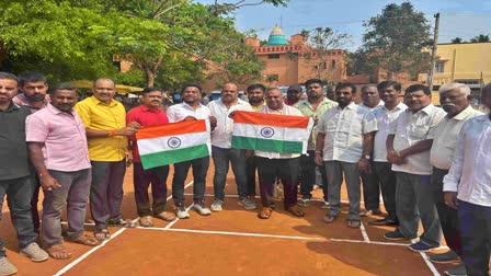 ಭಾರತಕ್ಕೆ ಶುಭಕೋರಿದ ಫ್ಯಾನ್ಸ್