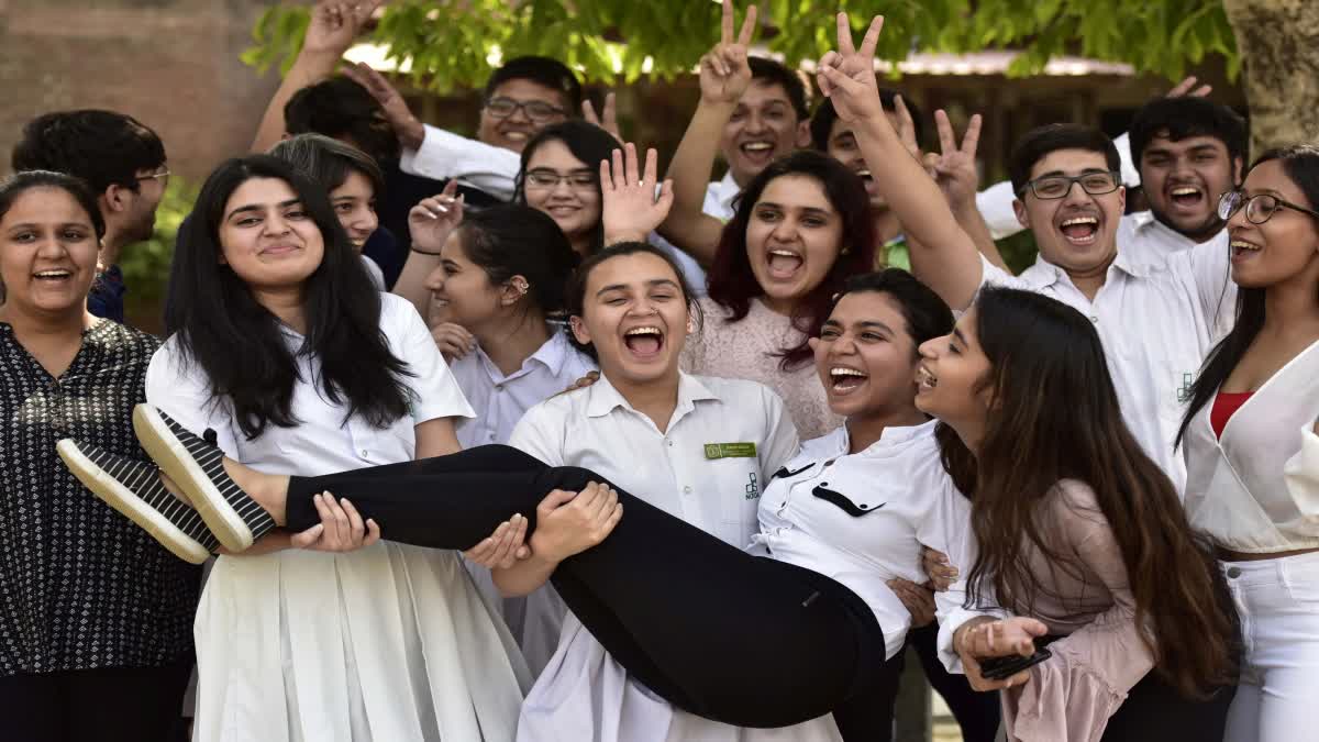CBSE CLASS 10TH PLUS TWO RESULTS  HOW TO CHECK CBSE RESULT  CBSE EXAM  സിബിഎസ്‌ഇ പരീക്ഷ ഫലങ്ങള്‍