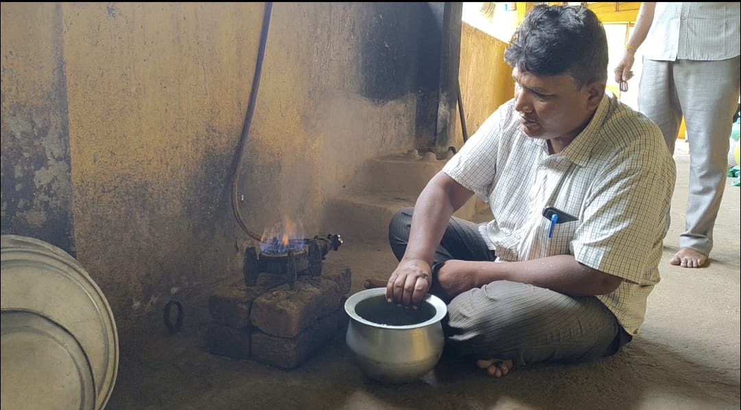 LPG Crisis Pushes Odisha Villages Back To Biogas As Families Revive Gobar Gas Plants