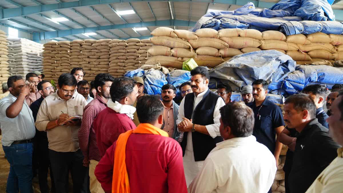 GOVIND SINGH INSPECT KRISHI MANDI