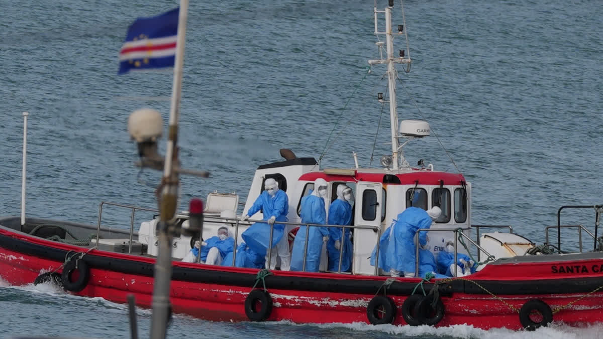 Hantavirus-Hit Cruise Ship Heads For Spain As Evacuees Land In Europe