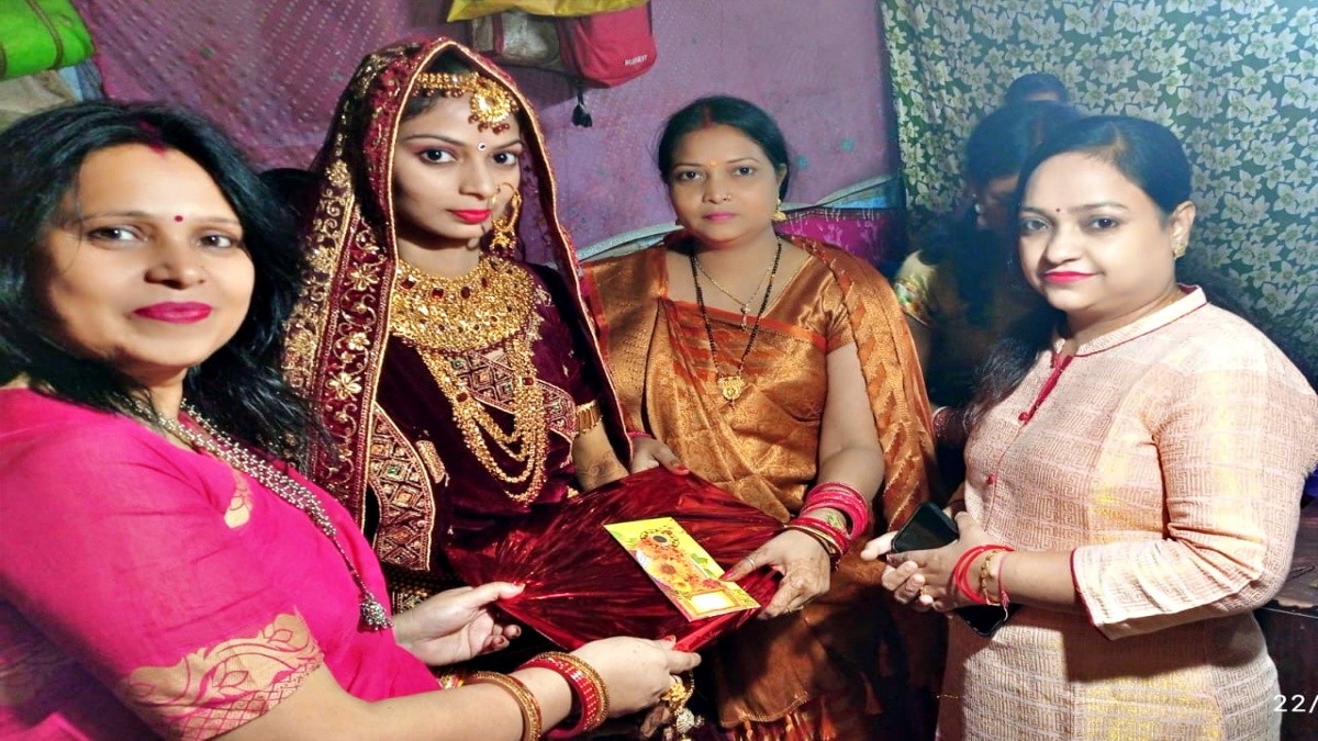 BABLI BECAME MOTHER TO NEEDY GIRLS