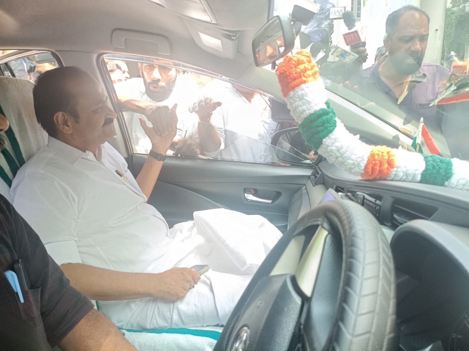 LIVE KPCC  KERALA CM RACE  VD SATHEESAN  KC VENUGOPAL