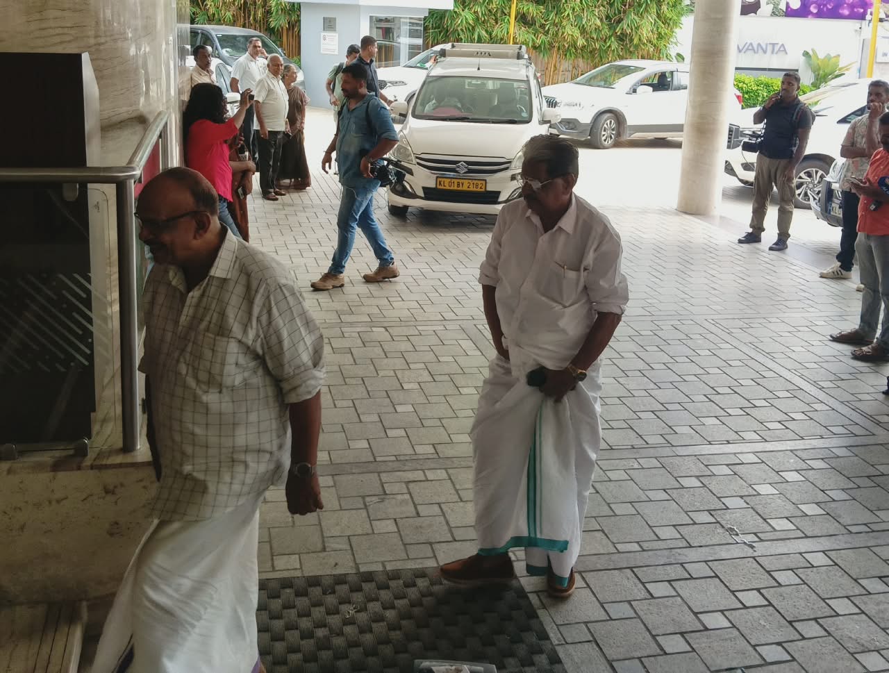 LIVE KPCC  KERALA CM RACE 2026  VD SATHEESAN  KC VENUGOPAL