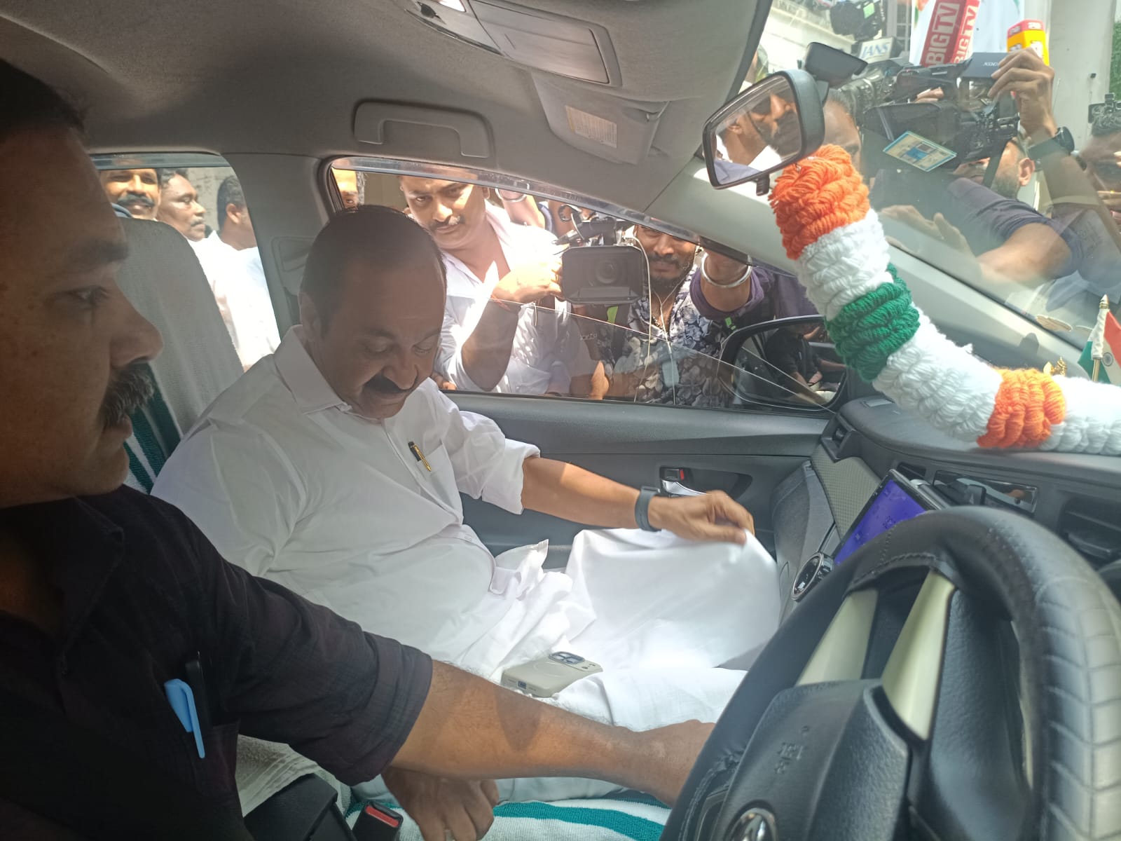 LIVE KPCC  KERALA CM RACE 2026  VD SATHEESAN  KC VENUGOPAL