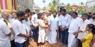 குலதெய்வம் கோயிலில் நடிகர் சூர்யா சாமி தரிசனம்