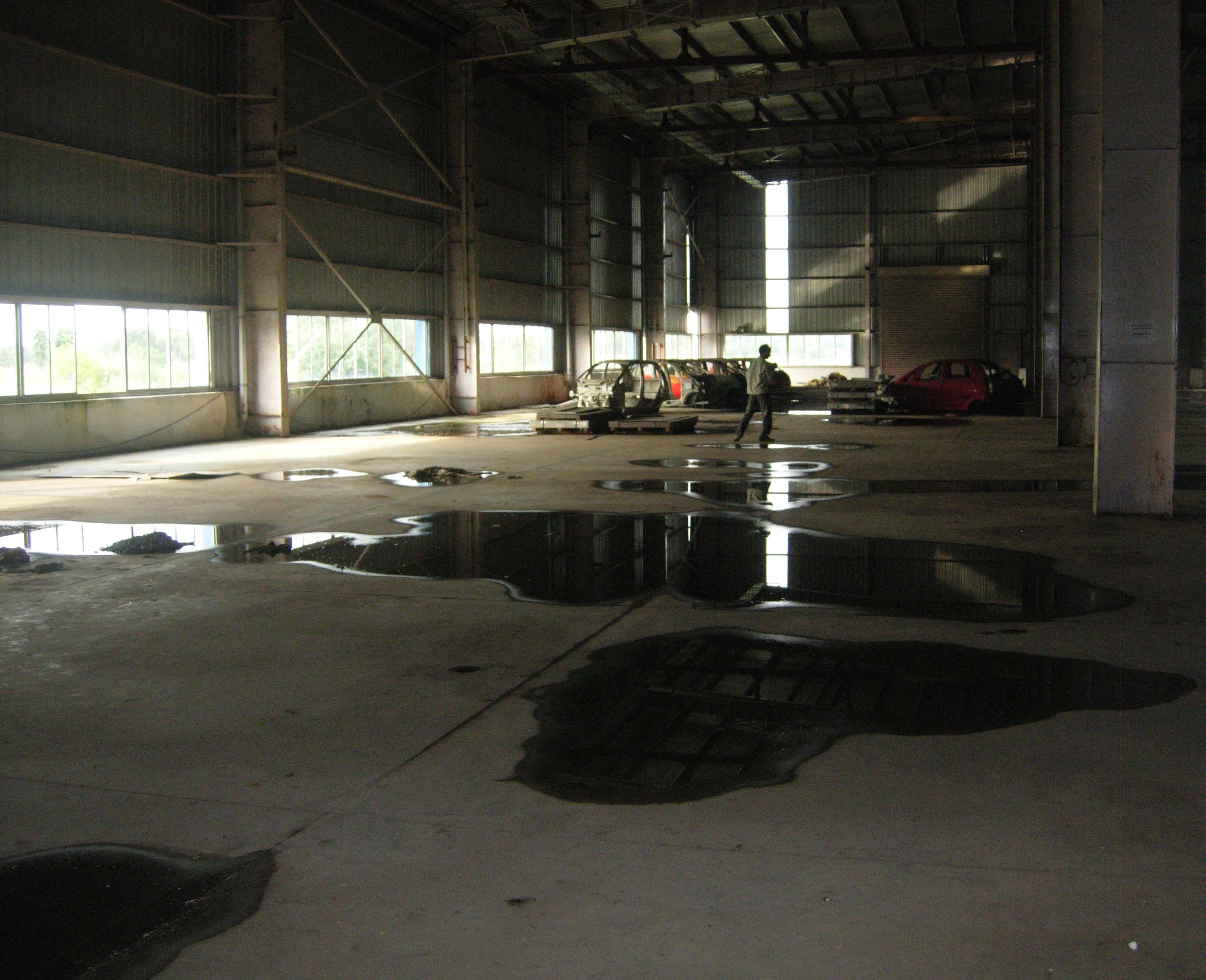 The abandoned factory of Tata in Singur.