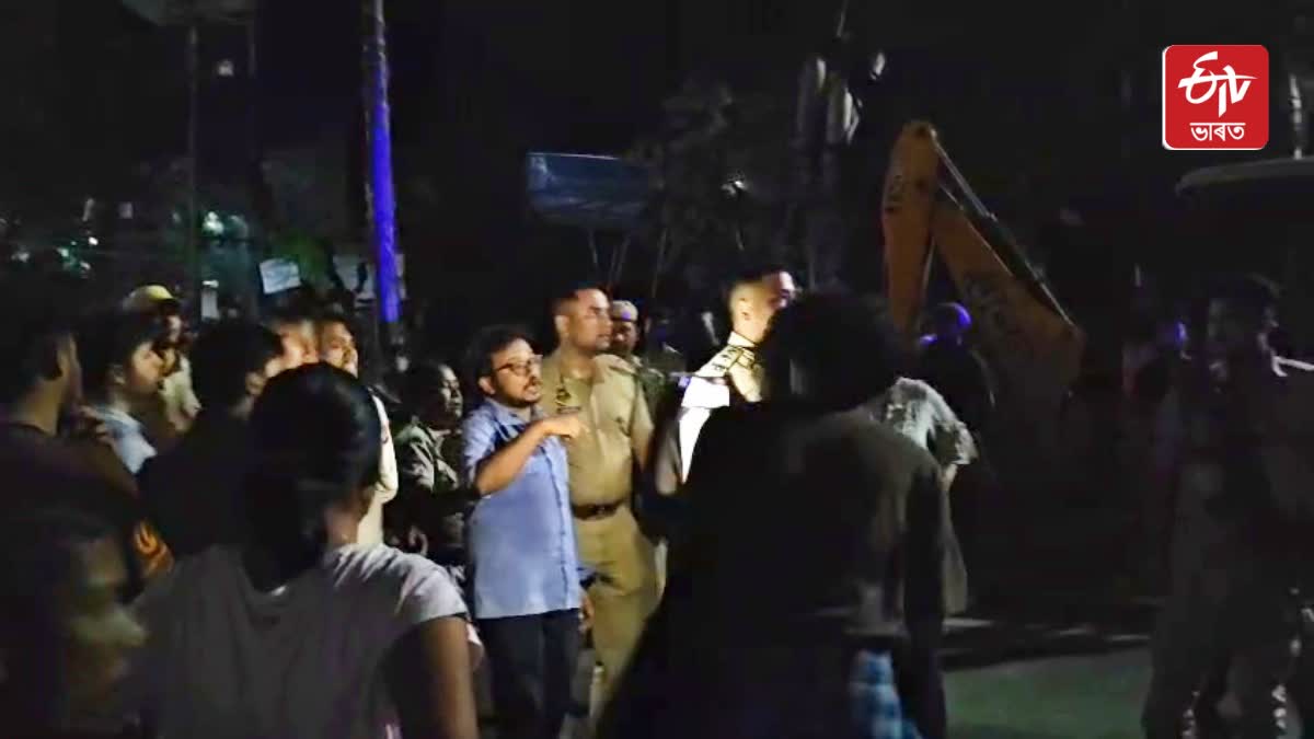 PROTESTS AGAINST CUTTING OF TREES
