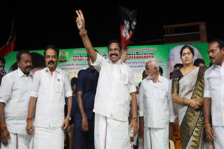 அதிமுக பொதுச்செயலாளர் எடப்பாடி பழனிசாமி