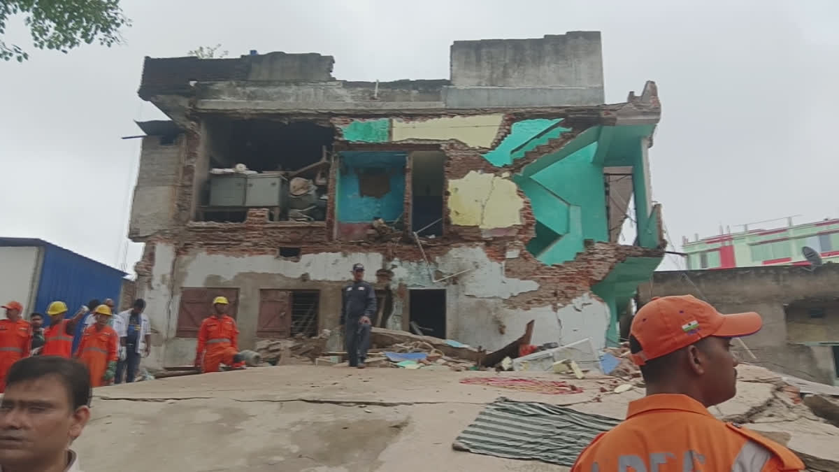 Jharkhand: Three People Killed After Multi-Storey Building Collapses In Deoghar Jharkhand: Three People Killed After Multi-Storey Building Collapses In Deoghar