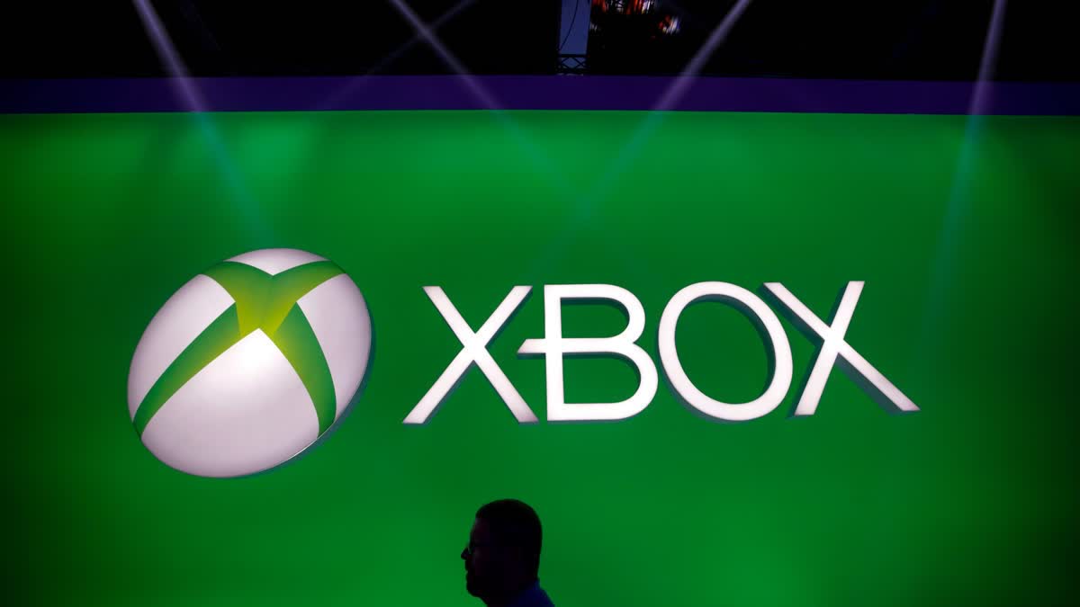 XBOX CUTS 3200 JOBS
