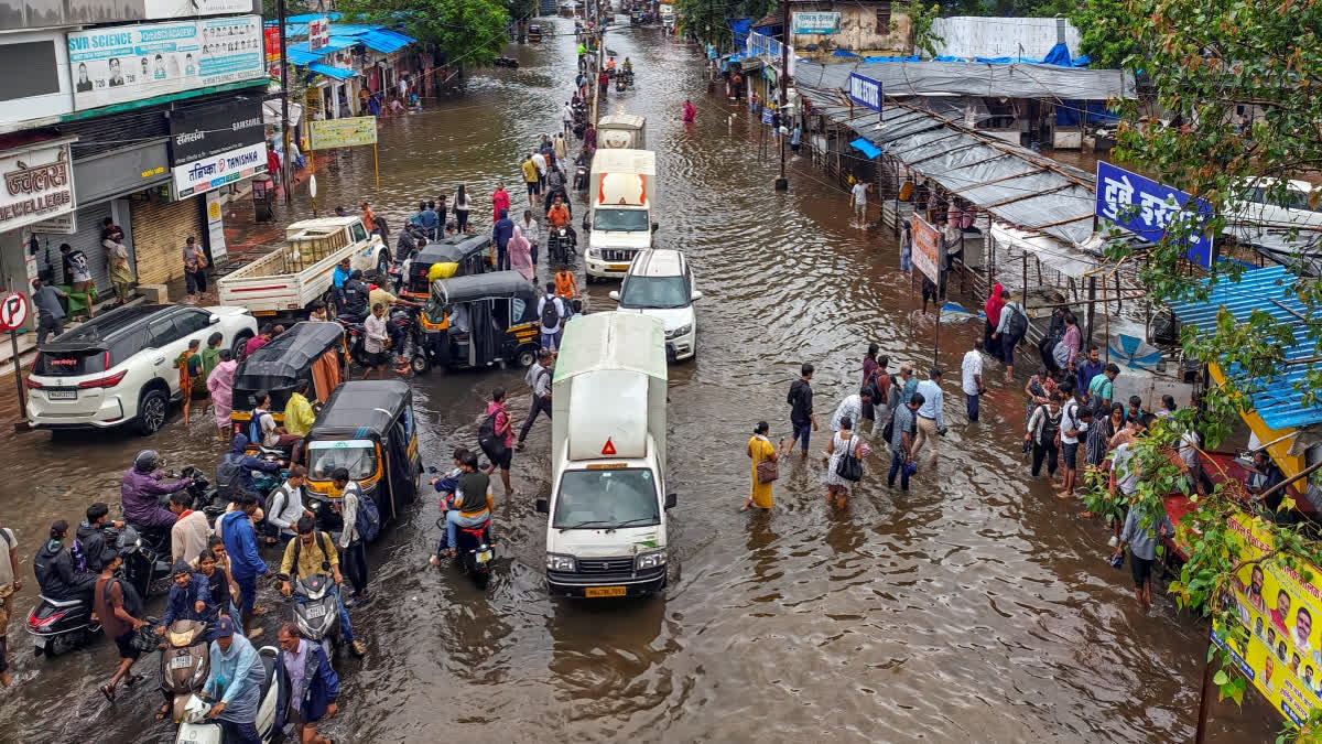 Monsoon fury batters several states, over 10 dead in rain-related incidents across country 7 OrangeNews9 Monsoon Live Updates | Heavy Rain Batters Several States; Three Dead In Wayanad Landslide