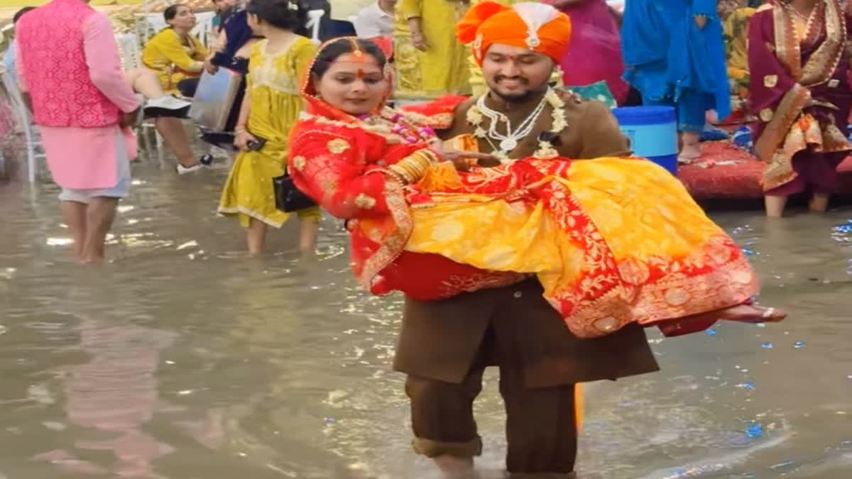 Indore Marriage in Rain