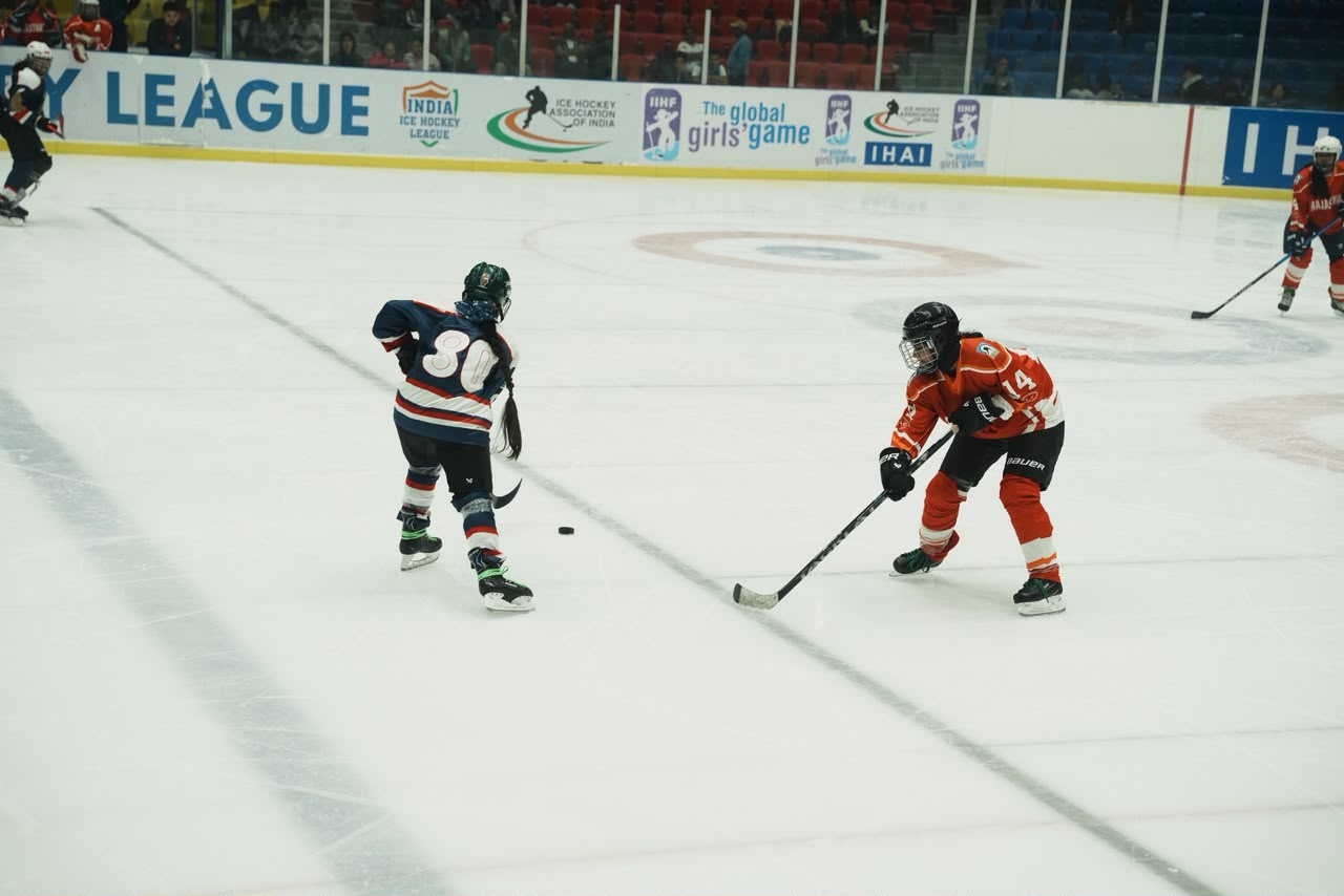 NATIONAL ICE HOCKEY CHAMPIONSHIP