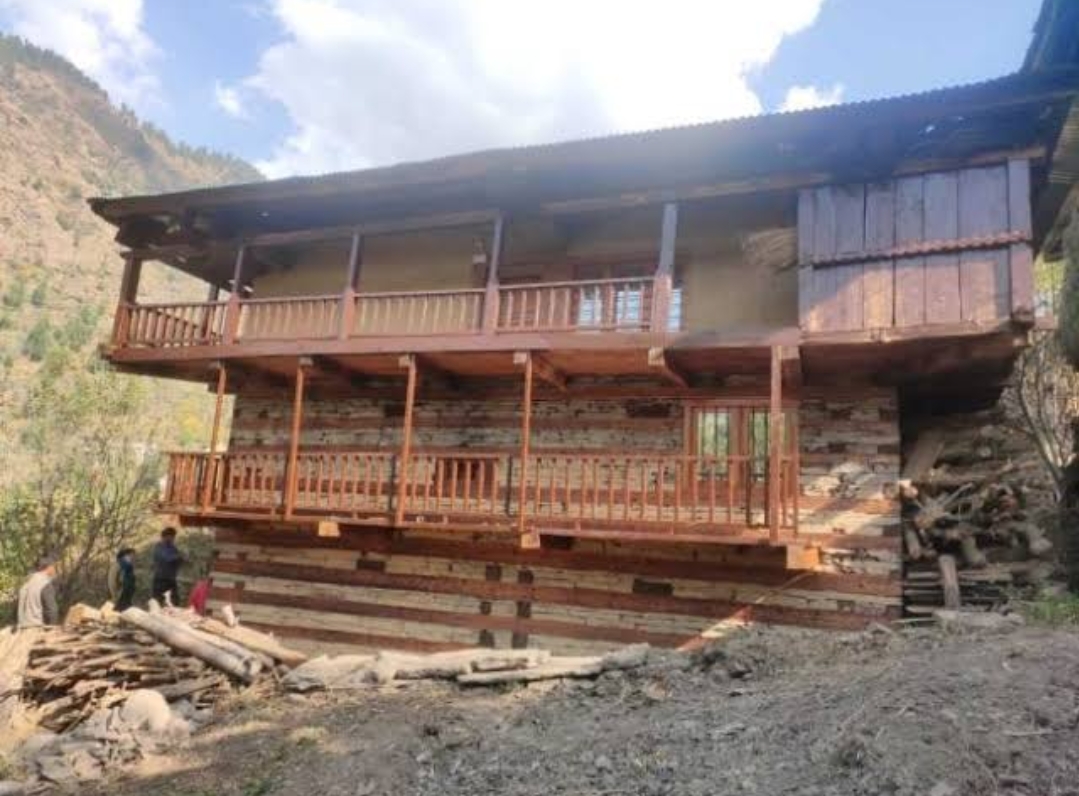 National Handloom Day 2025: How Himachal’s Sharan Village Weaves, Upholds Legacy And Ensures Livelihood