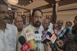 Minister Lakshman Savadi