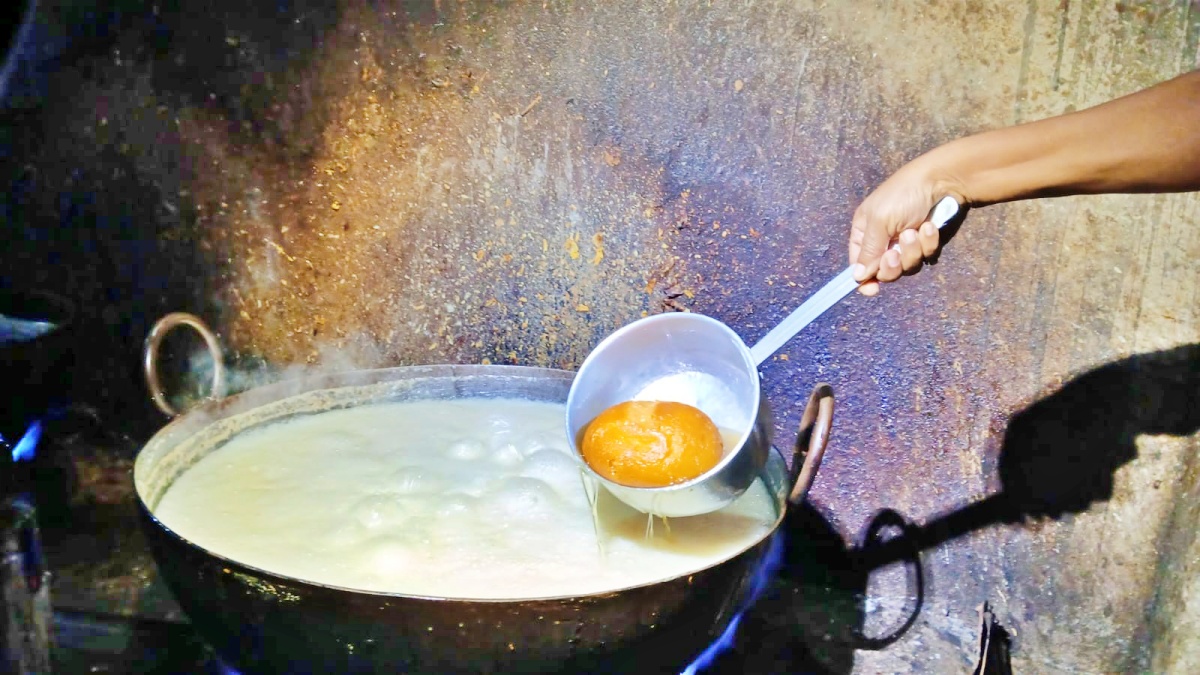 Bihar Elections: Gaya's Galfar Rasgulla Attains Centrestage Amid Poll Fever