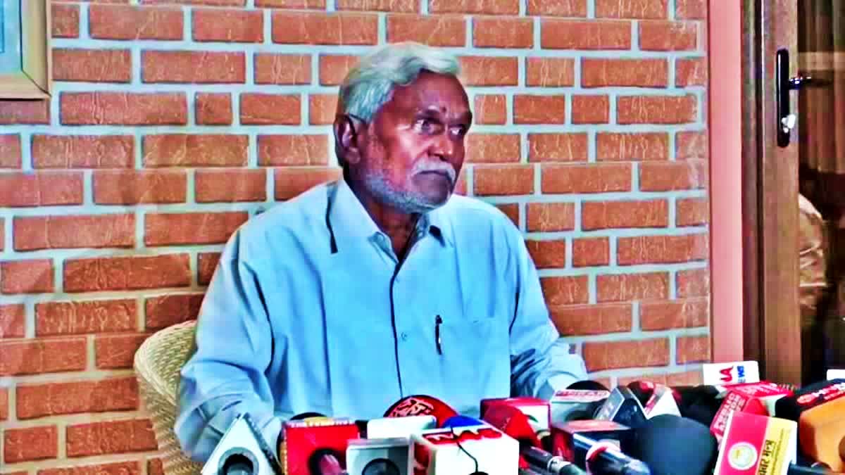 Minister Deepak Birua released picture and targeting Champai Soren regarding Ghatsila by election