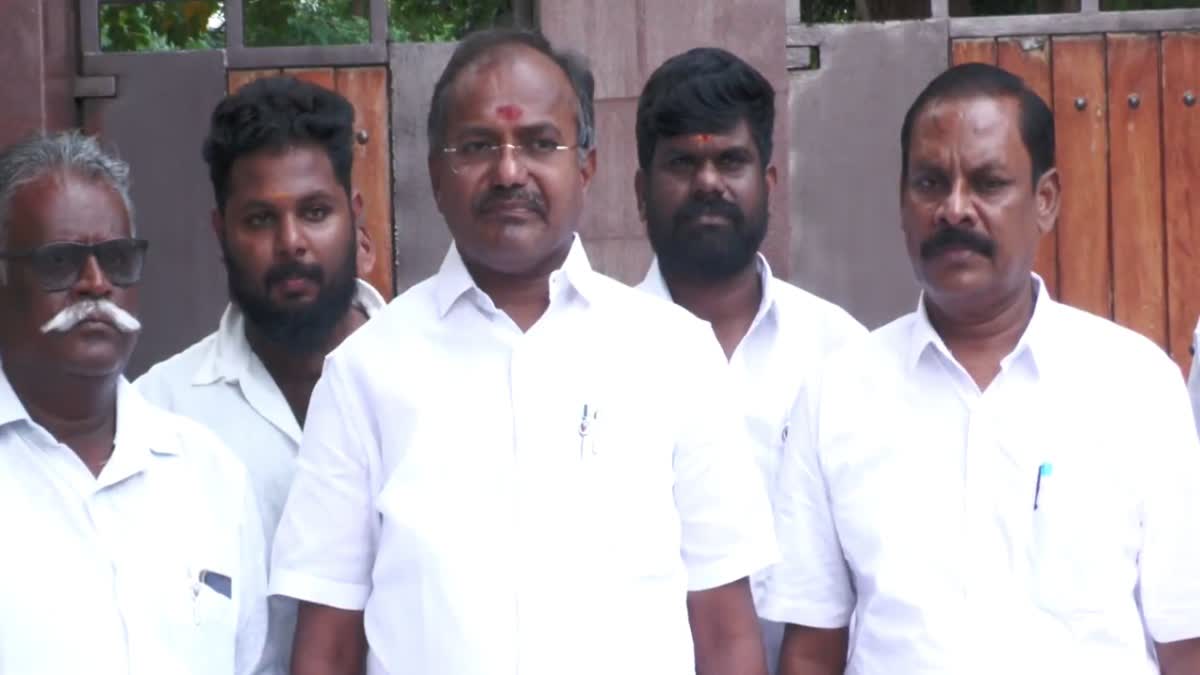 அன்புமணியை உடனடியாக கைது செய்ய வேண்டும்: அருள் எம்எல்ஏ