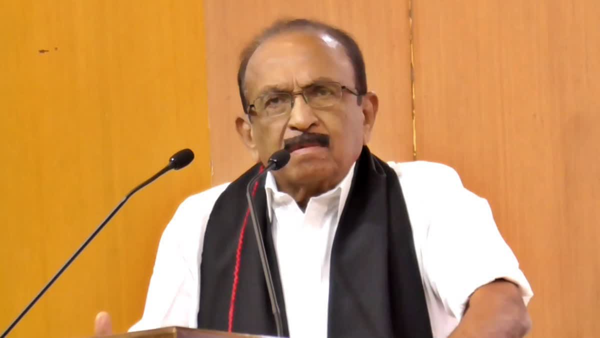 பொதுவாழ்வு என்றால் என்னவென்று விஜய்க்கு தெரியாது: வைகோ