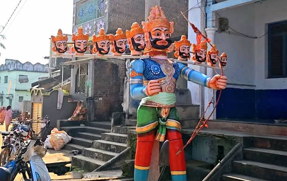 ଭଞ୍ଜନଗର ବଡକୋଦଣ୍ଡା 'ଡେରା ବେଶ' ପରମ୍ପରା