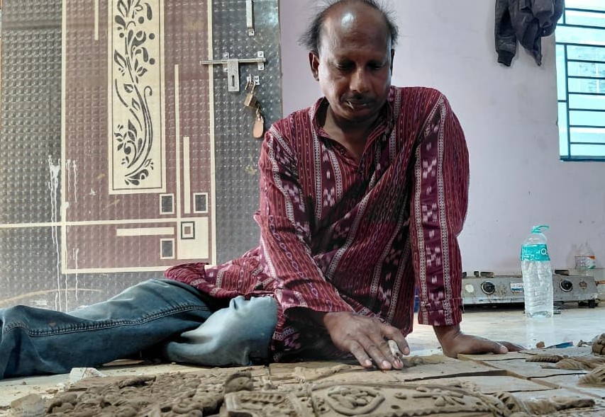 Shaping Odisha’s Heritage In Clay, Sanjay Muduli Brings Alive Crafts ...