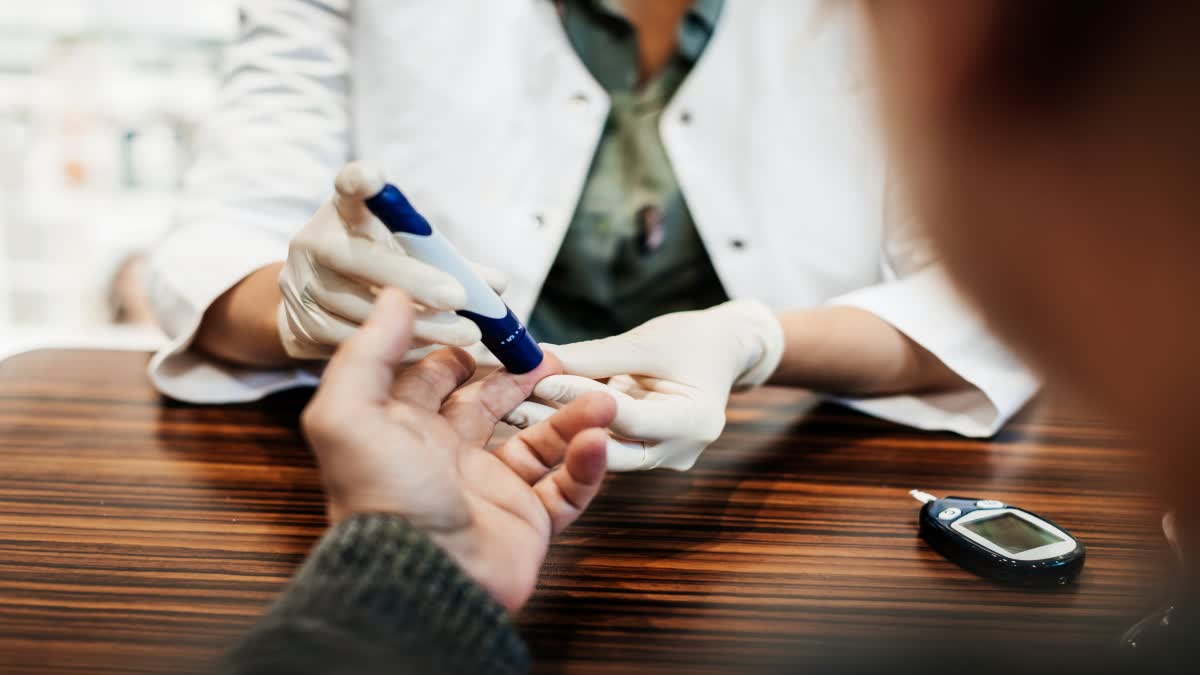 HOW TO CONTROL DIABETES  HOME REMEDIES FOR DIABETES CONTROL  AYURVEDIC TREATMENT FOR DIABETES  THE ROLE OF AYURVEDA IN DIABETES