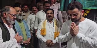 VIRAT KOHLI VISITS TEMPLE