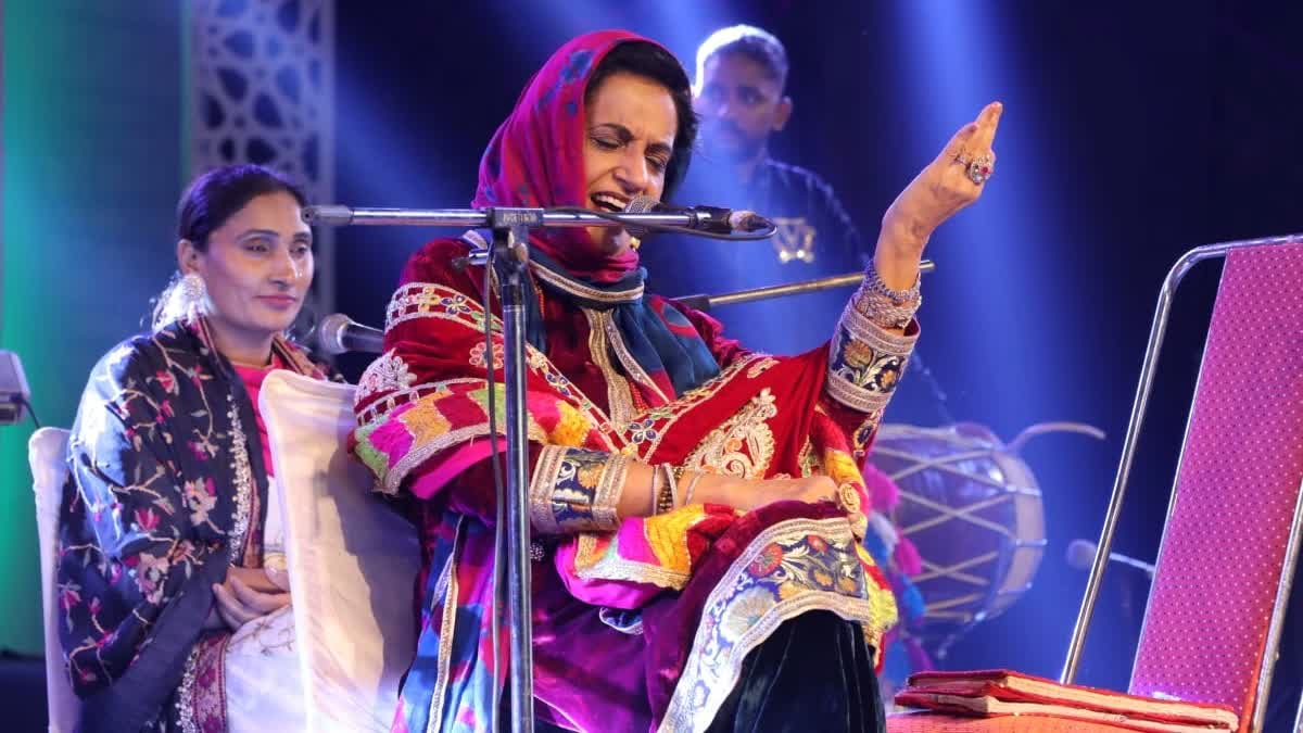 ਪੰਜਾਬ ਦੀ ਲੋਕ ਗਾਇਕਾ ਸੁੱਖੀ ਬਰਾੜ